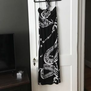 Beautiful maxi dress!